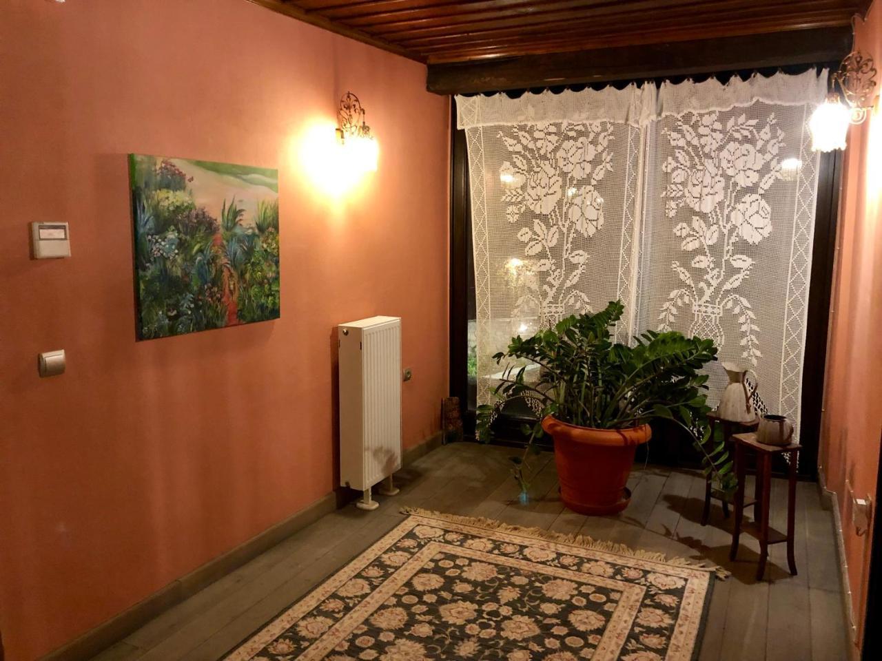 Varosi 4 Seasons Edesa Zewnętrze zdjęcie